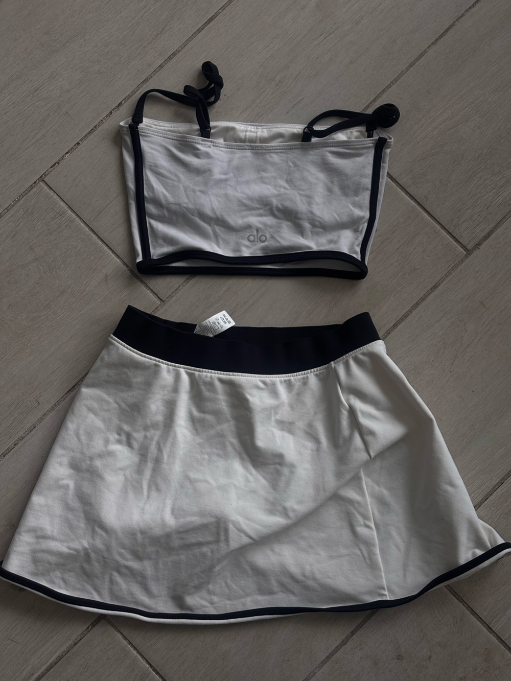 ALO Yoga White Skort with Black Waistband and Trim